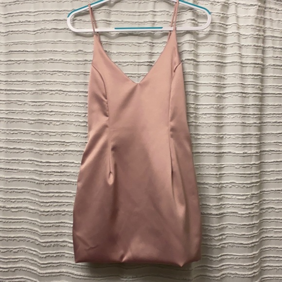 Dresses & Skirts - NWT Lux LA cocktail dress